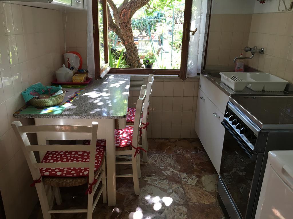 Casa Tra Il Verde E Il Blu Gênes Extérieur photo