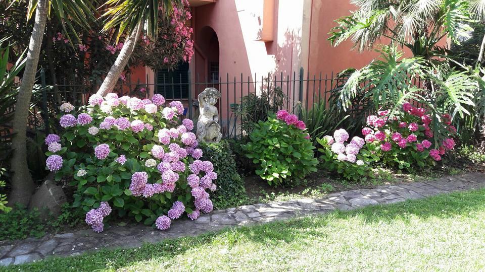 Casa Tra Il Verde E Il Blu Gênes Extérieur photo